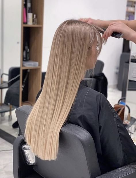 Blonde Hair Ombre, Purple Shampoo For Blondes, Beige Blonde Hair, Perfect Blonde Hair, Ombre Hair Blonde, Dyed Blonde Hair, Straight Blonde Hair, Light Blonde Hair, Hair Ombre