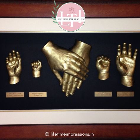 Casting Impressions, Baby Handprint Crafts, Memory Diy, Baby Cast, Hand Casting, Celebrity Style Dresses, Photo Stills, Baby Handprint, Baby Frame