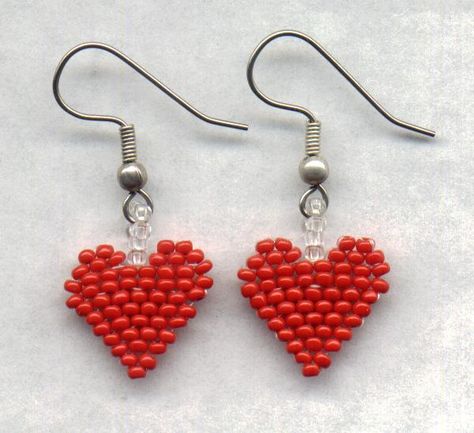 Beaded Heart Earrings, Beaded Hearts, Anting Manik, Valentine Jewelry, Makramee Diy, Holiday Beading, Beaded Heart, Seed Bead Pattern, Beaded Earrings Tutorials