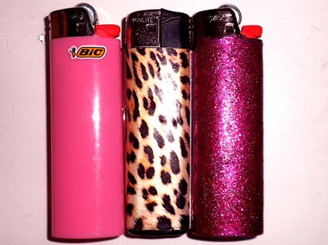 <3i'm obsessed with lighters. all shapes and sizes :) Trashy Y2k Aesthetic, Reefer Madness, Lighter Collection, Bic Lighter, Cool Lighters, Trashy Y2k, Puff And Pass, Just Girly Things, Y2k Aesthetic