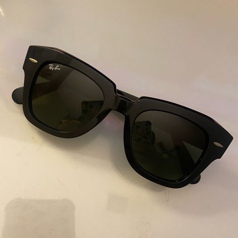 Ray Ban sunglasses in style “State Street” Ray Ban State Street Women, State Street Rayban, Rayban Glasses Woman, Ray Ban State Street, Ray Ban Glasses Women, Ray Ban Sunglasses Women Wayfarer, Rayban Sunglasses For Women, Ray Bands, Urban Outfitters Sunglasses