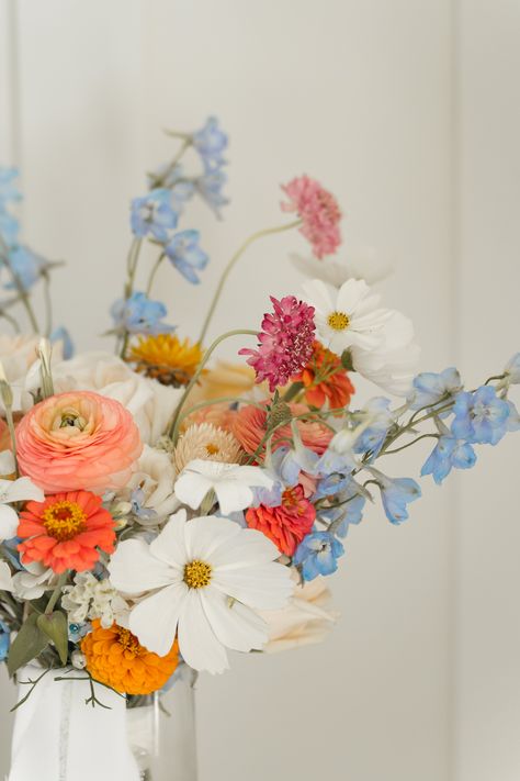 Colorful Pastel Flowers, White Flowers With Pops Of Color, Colorful Wildflower Wedding Bouquet, Pink And Orange Wildflower Bouquet, Pink Orange And Blue Wedding, Gardenesque Wedding, Floral Beach Wedding, Spring Flower Wedding, Summer Wedding Florals