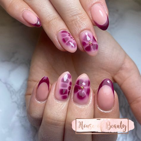 Using blooming gel Fall Nails With Blooming Gel, Easy Blooming Gel Nail Art, Blooming Gel Nails Fall, Blooming Gel French Tip, Blooming Nail Design, Nail Art With Blooming Gel, Fall Nails Blooming Gel, Halloween Blooming Gel Nails, Blooming Gel Flower Nails