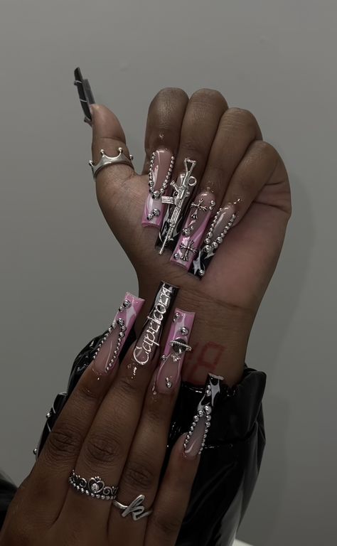 Dark Acrylic Nails, Silver Nail Designs, Cute Nail Art Designs, Glamour Nails, Cute Acrylic Nail Designs, Exotic Nails, Pretty Gel Nails, Acrylic Nails Coffin Pink, Long Square Acrylic Nails