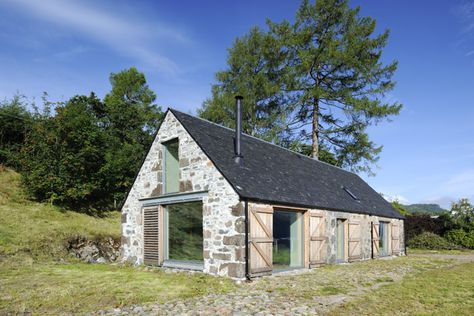 Leachachan Barn Single Storey Farmhouse, Small Barn Conversion, Irish Cottage Interiors, Converted Barn Homes, Barn House Conversion, Barn Conversion Interiors, Cottages Scotland, Stone Cabin, English Country Cottages