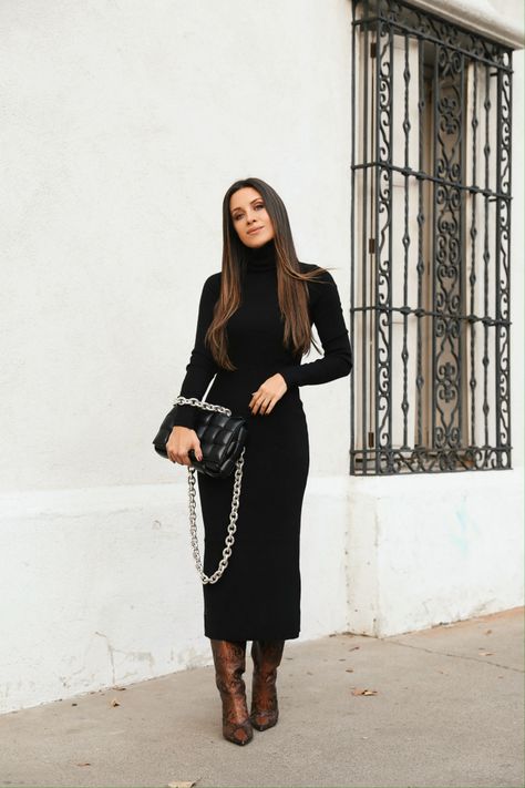 The Treat Yo'self Gift Guide - Andee Layne Long Winter Dresses, Outfit Recommendations, Andee Layne, Winter Mode Outfits, Outfit Botas, Self Gift, Best Winter Outfits, Classy Winter Outfits, Winter Dress Outfits