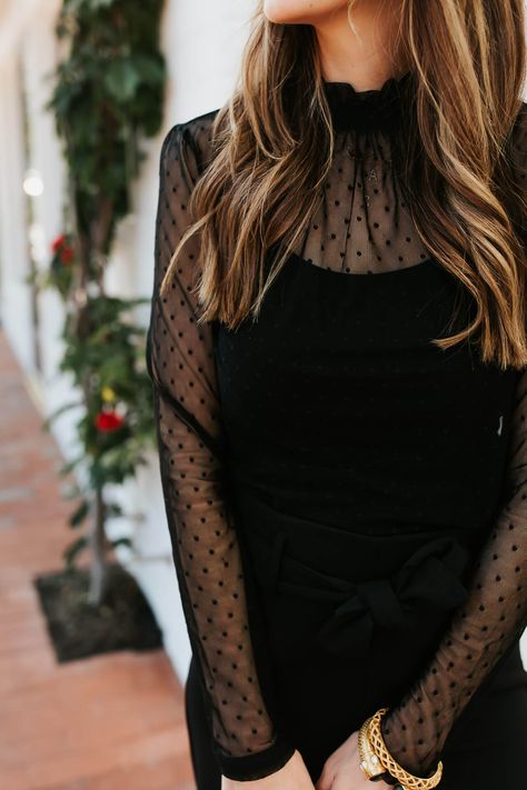 A Chic Alternative to the LBD | M Loves M Edgy Romantic Style Outfits, Black Net Top Outfits, Edgy Elegant Style, Holiday Old Fashioned, Casual Party Outfit Night, Lbd Outfit, Spring Outfits 2020, Birthday Dress 21st, Bar Outfits