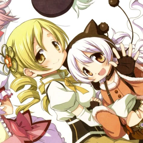 from puella magi madoka magica !! Mami And Nagisa, Sonic The Hedgehog Comic, Madoka Magica Mami, Knuckles The Echidna, Mahō Shōjo Madoka Magica, Mahō Shōjo, Puella Magi Madoka Magica, Archie Comics, Madoka Magica