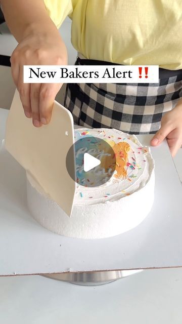 Goodberry | Patna cake artist on Instagram: "If you’re new to baking or want to practice cake decorating, here’s how to prepare your dummy cake. 

Follow the steps in the video and experiment with unique designs 😍

✅ Follow @goodberry_byishleen for more such videos👇

#reels #viralvideos #viralreels #trendingreels #viralcake #viralcakes #viralcakevideo #caketipsandtricks #caketips #bakingtips #crumbcoat #cakehacks #cakehack #crumbcake #bakinghacks #whiteganache" Practice Cake Decorating, How To Stack Cakes Step By Step, Dummy Cake Ideas, How To Crumb Coat A Cake, How To Crumb Coat A Cake Video, Dummy Cake Designs, Wedding Cake Dummies, Dummy Cake, Cake Hacks