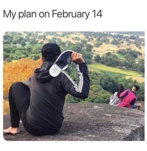 Valentines Memes, Valentines Day Memes, Valentines Day Funny, Memes Of The Day, Life Memes, Funny Reaction Pictures, Really Funny Joke, Quick Jokes, Funny Valentine