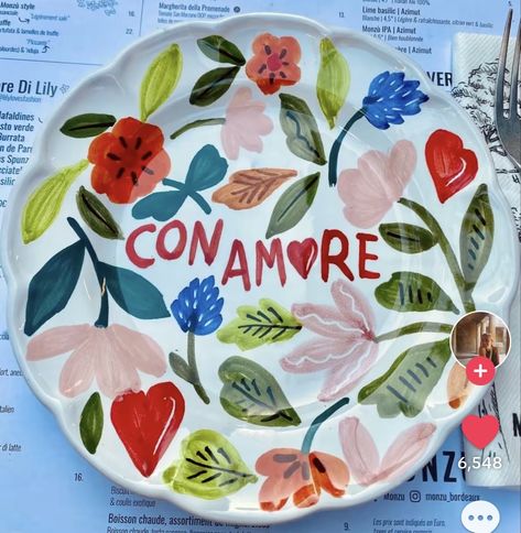 Pasta Bowl Painting Ideas, Pottery Inspo Aesthetic, Ceramic Art Bowl, Ceramic Painting Plate, Pottery Painting Designs Plate, Pottery Painting Plate Ideas, Ceramic Plate Painting Ideas, Ceramic Art Painting Ideas, Pottery Painting Ideas Plates