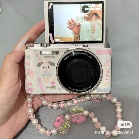 Dollete Coquette, Camera Png, Camera Aesthetic, Cute Camera, Camera Photos, Retro Gadgets, Camera Digital, Vintage Cameras, Things To Buy