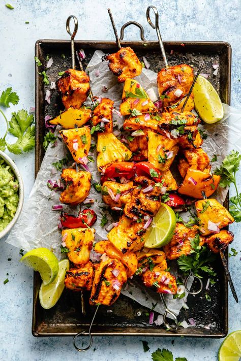 Pineapple Chicken Kebabs, Chipotle Marinade, Pineapple Chicken Kabobs, Pineapple Kabobs, Grilled Pineapple Chicken, Fire Pits Outdoor, Grill Party, Kabob Recipes, Pineapple Chicken