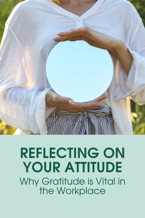 Amid holiday hustle, workplace stress looms with tight deadlines and year-end goals. Your attitude matters – it impacts those around you. Gratitude isn't just important; it's essential. Reflect on interactions, approach challenges with grace. Fostering a positive outlook and valuing colleagues contribute to team well-being. Explore the role of gratitude in workplace culture in our latest blog. #WorkplaceGratitude #ProfessionalWellBeing #TeamCulture Workplace Affirmations, Business Affirmations, Manifesting Tips, Workplace Culture, Gratitude Journal Prompts, Positive Work Environment, Self Motivation Quotes, Effective Leadership, Self Development Books