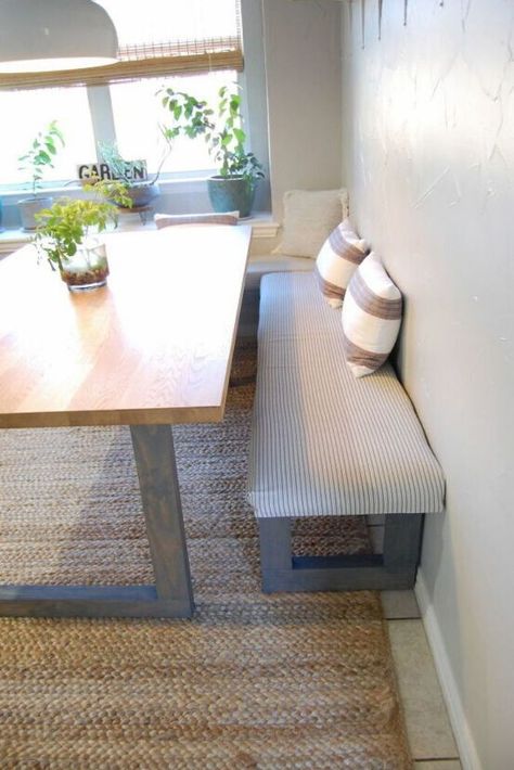 Do you have an open floor kitchen but wish you have a breakfast nook? Check out this DIY small corner breakfast dining nook idea without needing built ins. #diy #nook #small Kitchen Nook Ideas, Small Bay Window, Small Bench Seat, Diy Breakfast Nook, Breakfast Nook Bench, Nook Bench, Cheap Holiday Decor, Corner Nook, Nook Table