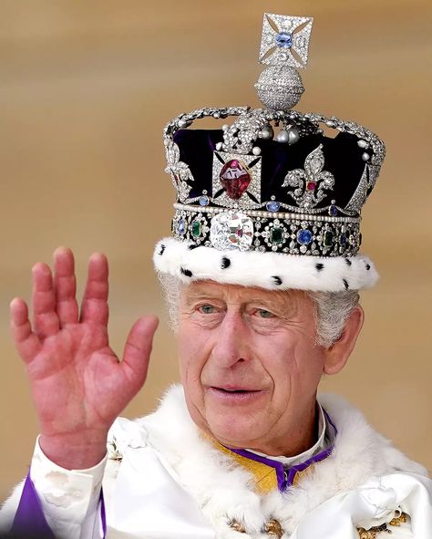 King Charles Crown, Coronation Robes, Charles Iii Coronation, Principe William, Queen Camilla, Principe Harry, Princess Eugenie, British Monarchy, Princess Anne