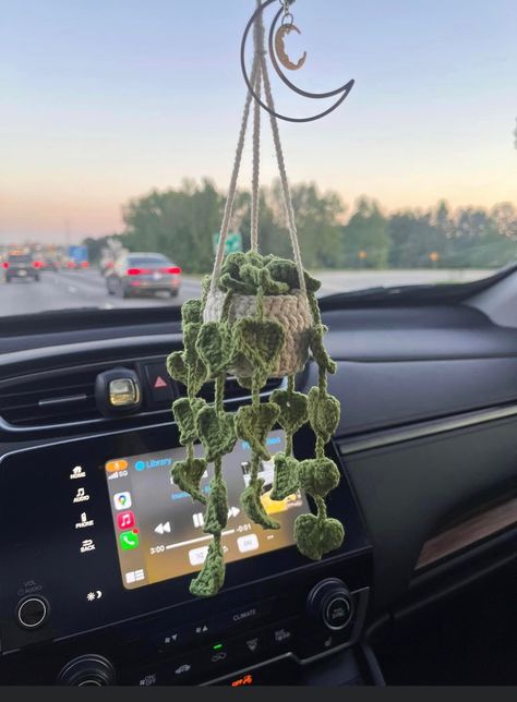 Crochet Car, Mirror Hanging, Crochet Plant, Chill Pill, Crochet Design Pattern, Cute Car Accessories, Fun Crochet Projects, Diy Crochet Projects, Yarn Projects