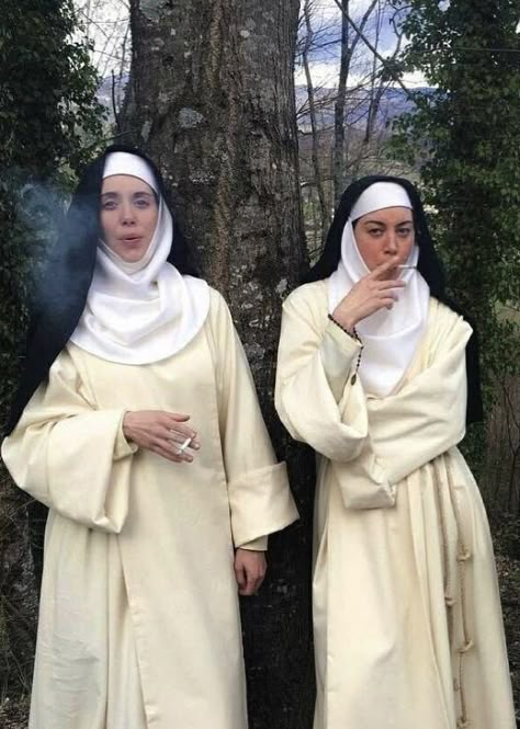 Nun Halloween, Aubrey Plaza, Razzle Dazzle, Dog Hat, Puff And Pass, Phone Background, Pose Reference Photo, Bad Habits, Just Girly Things