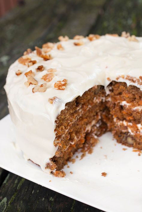 Triple Layer Carrot Cake - Lip-Smacking Food Triple Layer Carrot Cake, 10 Layer Carrot Cake, 3 Layer Carrot Cake Recipe, 3 Layer Carrot Cake, Layer Carrot Cake, Triple Layer Cake, Unfrosted Cake, Delicious Cream, Awesome Cakes