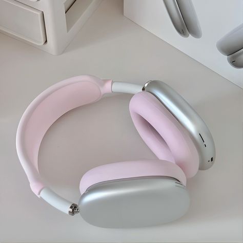 #headphones #music #instagood #love #earbuds #dj #wireless #beats #hiphop #workout #apple #electronics #audio #gym #photography #fashion #speakers #earpods #rap #bluetooth #studio #nyc #party #running #workoutmotivation #gymlife #fitness #sport #runners #company #pink #pinkheadphones #girl #girly Apple Pro Max Headphones Aesthetic, Pro Max Headphones, Airpods Pro Max, Gadgets Électroniques, Pink Headphones, Look Kylie Jenner, Cute Headphones, Apple Headphone, Pink Lifestyle