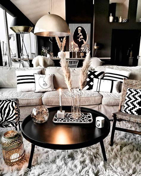 Black And Gold Mixed Metals Living Room, Black N White House Interior Design, Cozy Black And White Living Room, Black And White Boho Living Room, Zebra Living Room, Boho Glam Living Room, Dark Feminine Style, The Dark Feminine, Dnevna Soba