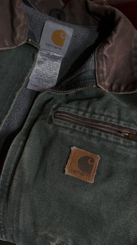 Kaydence Aesthetic, Carhartt Jacket Aesthetic, Carhartt Cowboy, Carhartt Aesthetic, Benny Miller, Granola Outfits, Detroit Jacket, Green Hoodie, Fashion People