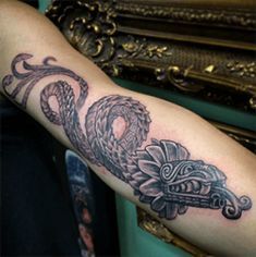 Mayan Serpent Tattoo Aztec Serpent Tattoo, Mayan Tattoo Designs, Aztec Serpent, Tattoos Chest, Aztec Warrior Tattoo, Aztec Tattoos Sleeve, Pyramid Tattoo, Him And Her Tattoos, Feather With Birds Tattoo