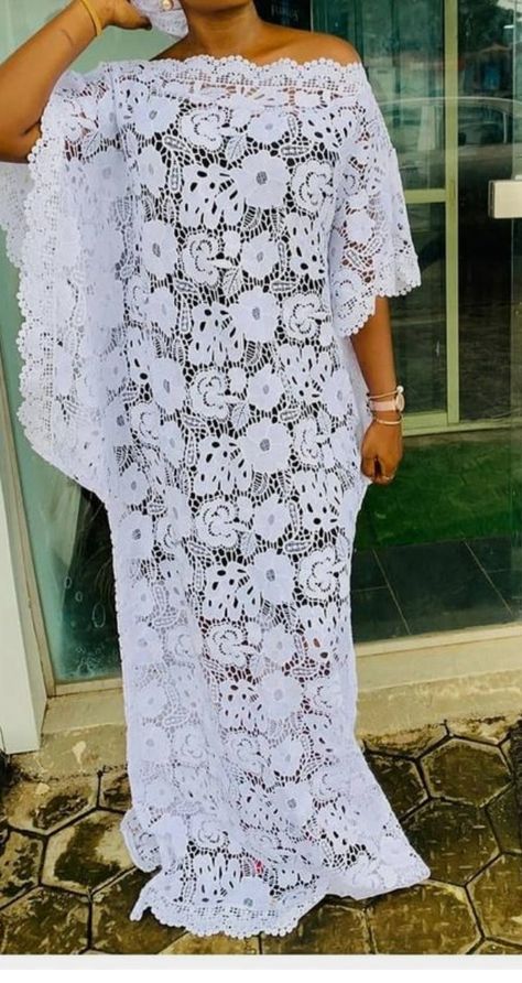 Boubou White Lace Style, Lace Bubu Kaftan Styles, White Kaftan Styles For Ladies, White Lace Bubu Gown Styles Nigerian, Lace Bubu Styles Nigerian, White Bubu Gown Styles Lace, White Lace Boubou Styles For Women, Lace Bubu Gown Styles Nigerian, Bubu Lace Gown Styles