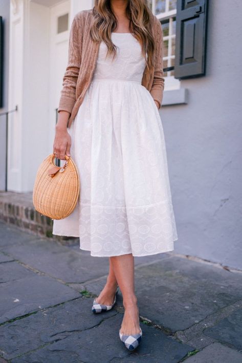 White Dress With Cardigan, Modest Fashion Classy, Sun Dress Outfit, Classy Skirt Outfits, White Sun Dress, Charleston Dress, Simple White Dress, Classy Skirts, Gal Meets Glam