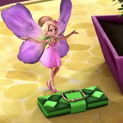 thumbelina Barbie Pfp Icon, Thumbelina Barbie, Barbie Movies List, Barbie Nostalgia, Barbie Fairy, Barbie Fairytopia, Barbie 2000, Barbie Food, Barbie Core