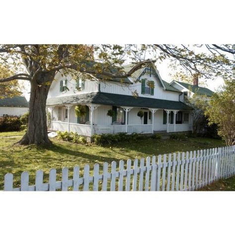 Anne Of Avonlea, Prince Edward Island Canada, Gable House, White Picket Fence, Anne Shirley, Anne Of Green, Prince Edward Island, Prince Edward, Picket Fence