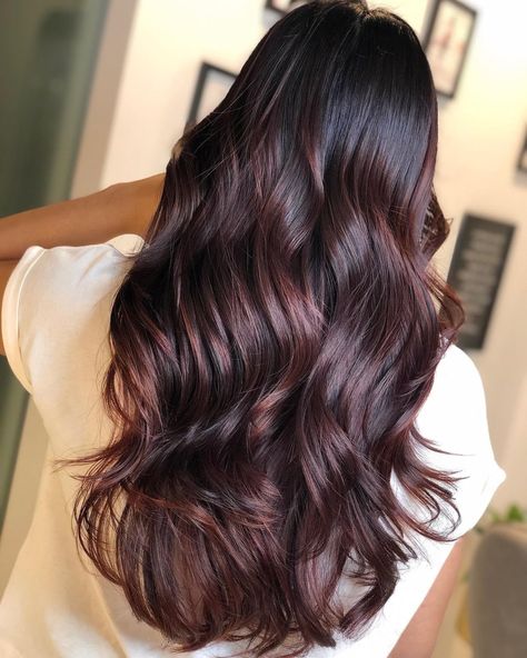 Burgundy Hair Colors, Dark Burgundy Hair Color, Short Burgundy Hair, Burgundy Brown Hair, Dark Burgundy Hair, Mahogany Brown Hair, Burgundy Hair Dye, Burgundy Balayage, Wine Hair