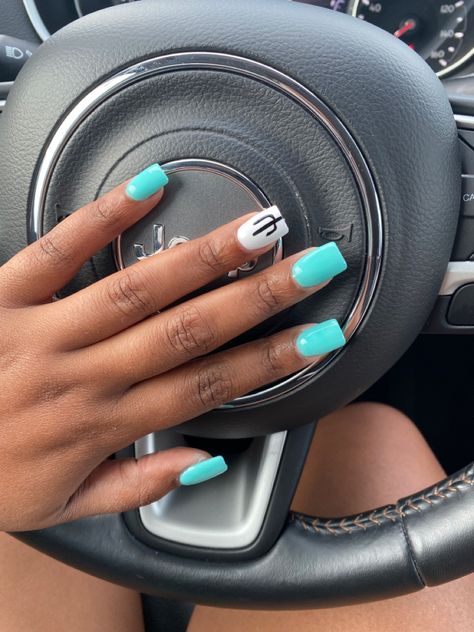 Acrylic Nails For Nurses, Nails For Nurses, Country Acrylic Nails, Rodeo Nails, Cowboy Nails, Concert Nails, Western Nails, Teal Nails, Country Nails