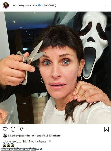 Courteney Cox pays tribute to the late Scream director Wes Craven as Scream 5 wraps | Daily Mail Online Nanny Mcphee, Scream Cast, Scream 3, Scream Franchise, Wes Craven, Gothic Bride, Courtney Cox, The Royal Tenenbaums, Celebrity Halloween Costumes