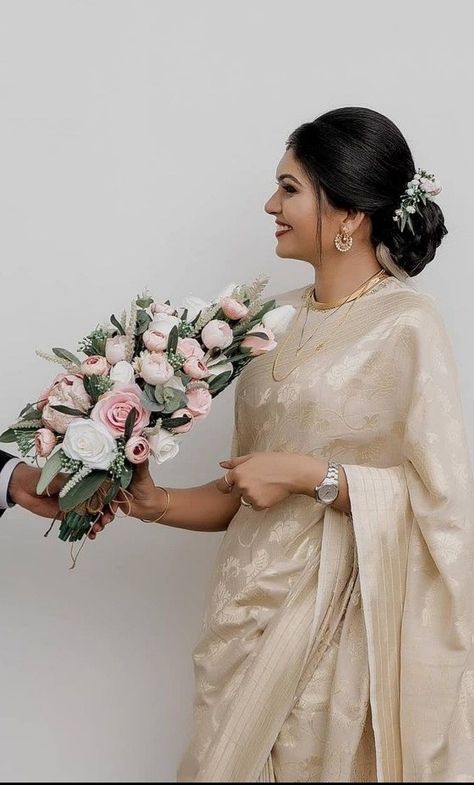 Ivory Saree Bridal, Christian Wedding Sari, Wedding Saree Kerala Christian, Christian Brides Hairstyle, Ivory Wedding Saree, Saree Christian Wedding, Christian Wedding Sarees For Bride, Saree For Christian Wedding, Engagement Saree Kerala Christian