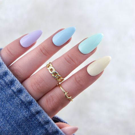 Nails Stick On, Basic Pastel Nails, Pastel Nails All Different Colors, Summer Nails Rainbow Pastel, Multi Color Pastel Nails, Multicolored Pastel Nails, Acrylic Nails Pastel, Acrylic Nails Yellow, Nails Rainbow