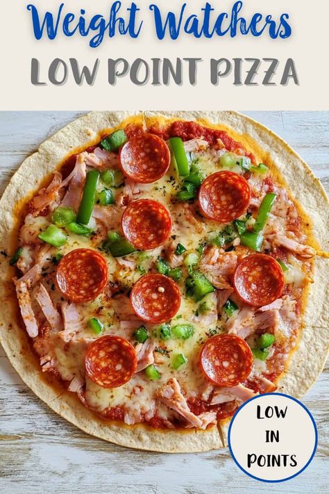 Enjoy a quick, guilt-free pizza with this Weight Watchers-friendly tortilla recipe! Flour tortilla, topped with low-fat cheese, pepperoni and fresh veggies make it delicious and light. Ready in just 15 minutes! #WeightWatchers #HealthyEating #TortillaPizza #LowPointMeals #QuickRecipes Weight Watchers Pizza Crust, Weight Watchers Tortilla Pizza, Ww Tortilla Pizza, Weight Watchers Flatbread Pizza, Weight Watchers Mexican Pizza, Ww Italian Recipes, Weight Watchers Pizza Casserole, Weight Watchers Pizza Recipes, Zero Point Weight Watchers Recipes Dinner