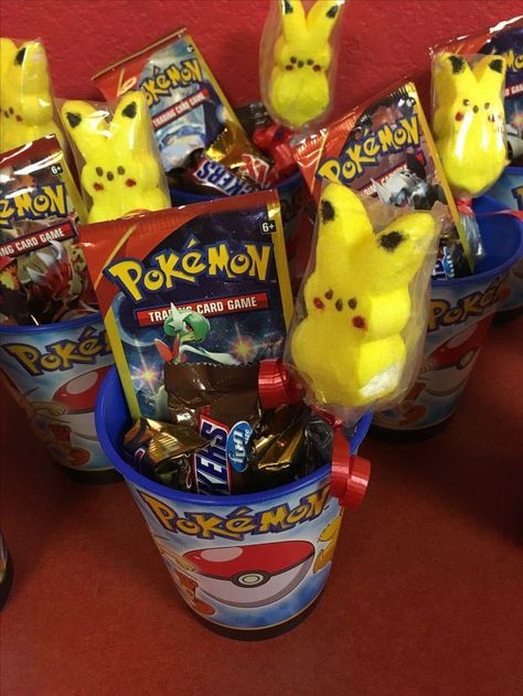 Charzard Birthday Ideas, Squirtle Party Ideas, Pokemon Birthday Goodie Bags Ideas, 1st Birthday Pokemon Theme, Pikachu Birthday Party Ideas Diy, Pokémon Birthday Party Favors, Pikachu Party Favors, Pokemon Sleepover Party, Pokemon Favors Ideas