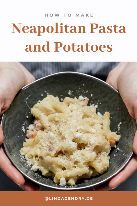 Neapolitan pasta and potatoes - recipe for an easy and authentic Italian dinner #italian #pasta #potato #dinner #homecooked #easy Pasta And Potatoes Italian, Pasta And Potatoes Recipes, Sopranos Food, Neapolitan Pasta, Pasta And Potatoes, Great Vegetarian Meals, Pasta E Patate, Dinner Italian, Potato Pasta