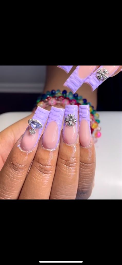 Purple Croc Nail Design, Long Acrylic Nails Croc Print, Pink 3d Croc Nails, Pink Croc Inspiration, Purple Crocodile French Tip Nails, Purple Sets Nails, Medium Croc Nails, Purple White Nails Designs, Light Purple Nails Short Square