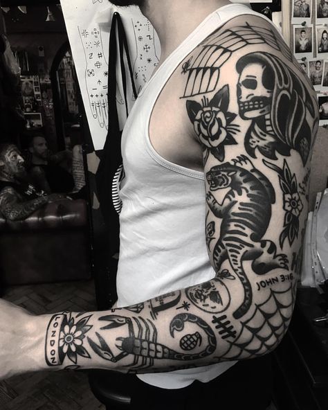 Matty Darienzo Old School Sleeve, Old School Tattoo Sleeve, Old School Ink, Traditional Black Tattoo, Best Neck Tattoos, Dark Tattoos, Cowboy Tattoos, Tattooed Men, Traditional Tattoo Inspiration