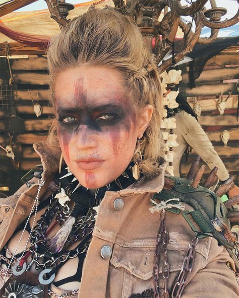 Mad-Max-Wasteland-Weekend-2019 Mad Max Makeup, Apocalypse Makeup, Mad Max Film, Apocalypse Costume, Mad Max Costume, Max Makeup, Wasteland Warrior, Post Apocalyptic Costume, Desert Festival