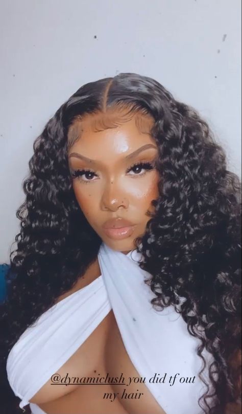 Curly 26 Inch Wig, Lacefronts For Black Women, Black Women Wigs Lace, Long Curly Hairstyles For Black Women, Long Curly Wigs For Black Women, Curly Hairstyles For Black Women Weave, Black Women Hair Styles, Black Weave Hairstyles, Curly Frontal Wig