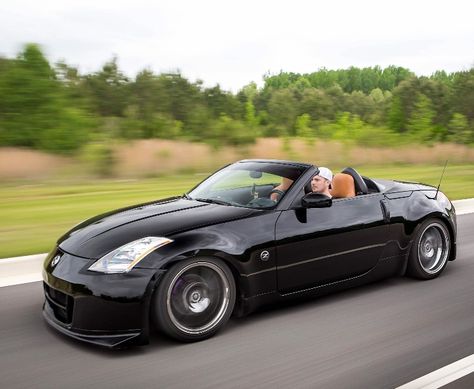 @razaldazel #vert #nissan #350z #invidia Nissan 350z Convertible, Nissan 350z, Convertible, Nissan, Vintage Cars, Cool Cars, Dream Cars, Sports Car, Cars