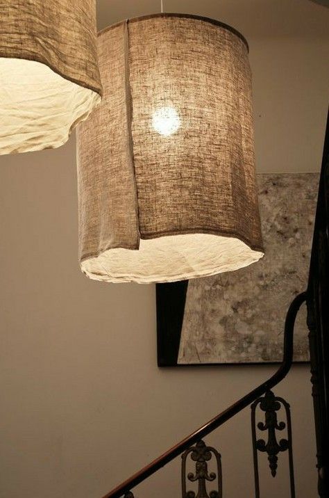 Burlap Lampshade, Hantverk Diy, Big Lamp, Diy Lampe, Diy Chandelier, Diy Lamp Shade, Bedroom Lamps, Diy Lamp, Diy Lighting