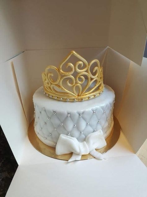 18years Birthday Cake, Gold Birthday Cake For Women, Birthday Cake 25 Years Women, 18th Birthday Cake For Girls Elegant, Golden Birthday Cake For Women, Cake Designs Birthday Women, Cakes For Girls Birthday, Golden Birthday Cake Ideas, Cake Birthday Girl