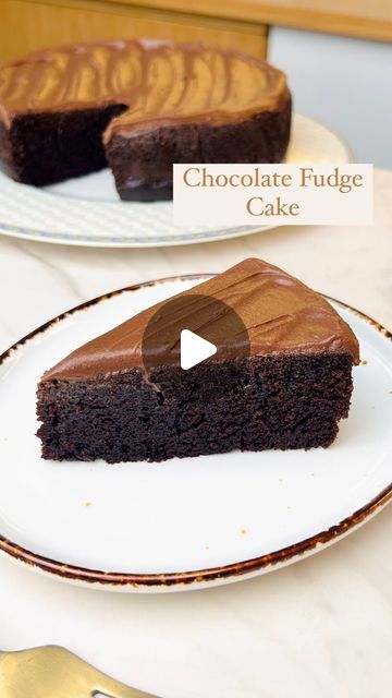 Chocolate Lovers Dessert, Dessert Recipes Chocolate, Choc Cake, One Layer Cakes, Homemade Baking, Comfort Desserts, Recipes Chocolate, Chocolate Fudge Cake, Eggless Cake