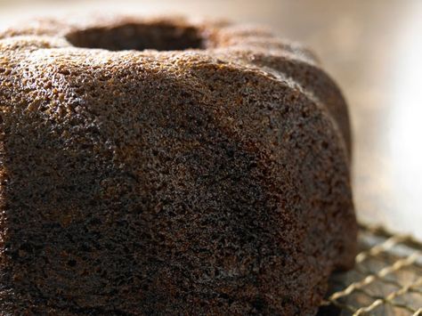 Gingerbread Cake - oh yeah!!! Tunnel Of Fudge Bundt Cake, Fudge Bundt Cake, Tunnel Of Fudge Cake, Dark Chocolate Cake Recipes, Edible Holiday Gifts, Boston Food, Easy Frosting, Rich Cake, Dark Chocolate Cakes