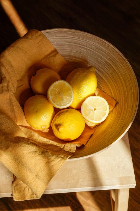 Lemon Puns, Lemon Salad Dressings, Lemon Pictures, Lemon Salad, Rust Remover, Negroni, Gin And Tonic, Citrus Fruit, Oil Recipes