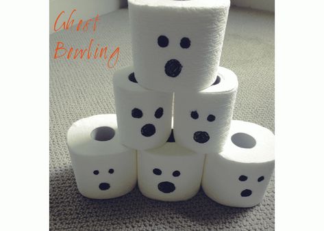 Simple Halloween Party Games, Halloween Crafts For Preschoolers, Ghost Bowling, Halloween Toddler Party, Crafts For Preschoolers, Halloween Crafts Preschool, Halloween Craft Projects, Fun Halloween Crafts, Scout Ideas